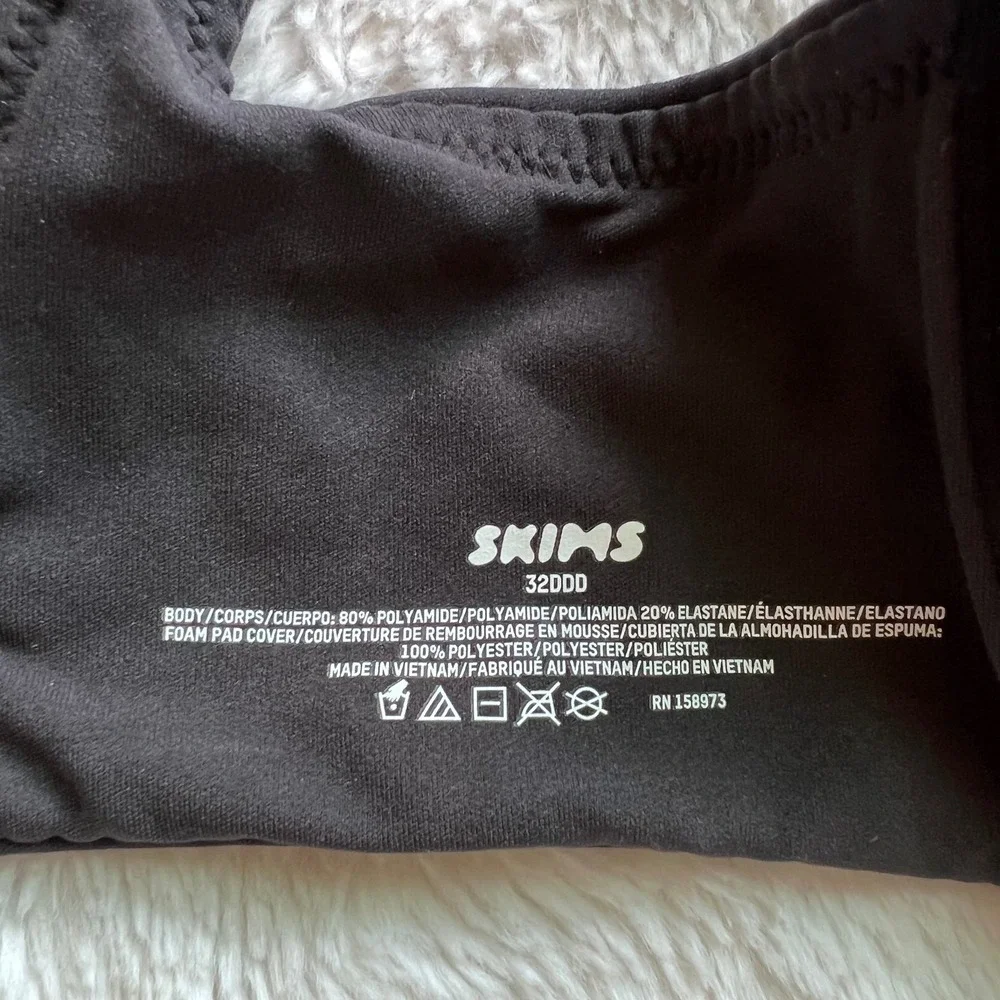 Skims Women's Fits Everybody T-Shirt Bra Onyx Black BR-UWR-2294 Size 32DDD New